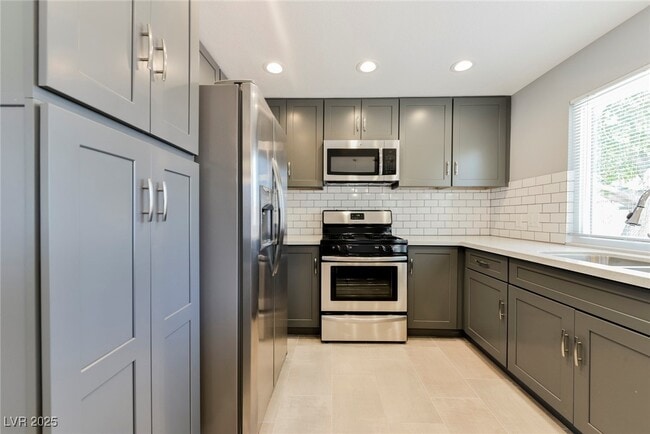 Building Photo - 3542 Bronco Rd