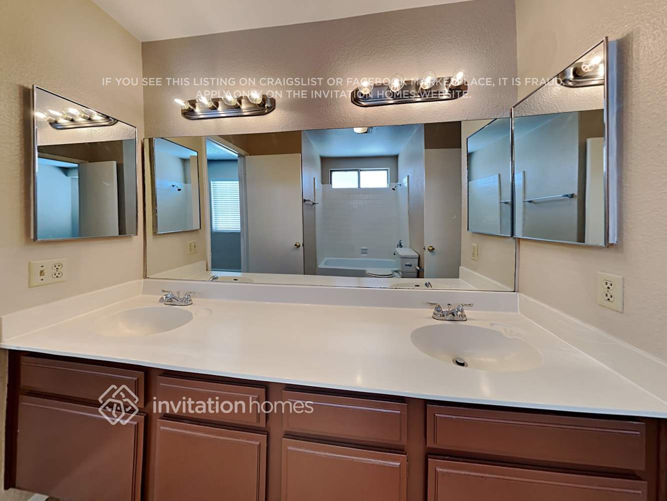 Building Photo - 113 Pomelo Ct