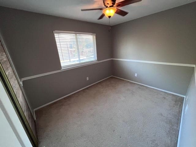 Building Photo - 584 Lake Forest Dr