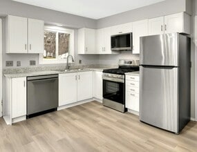 Building Photo - 510 Shadyside Cir