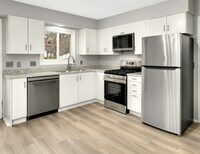 Building Photo - 510 Shadyside Cir