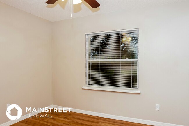 Building Photo - 2036 Walsh Ave SE