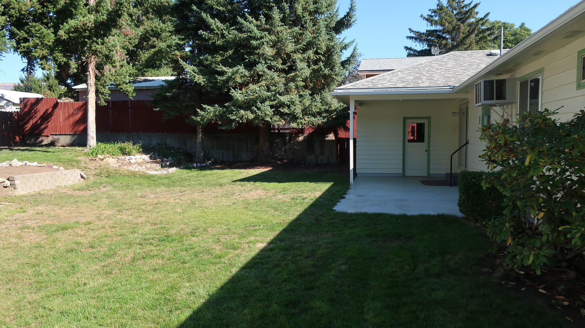 Building Photo - 1451 Tedford St SE