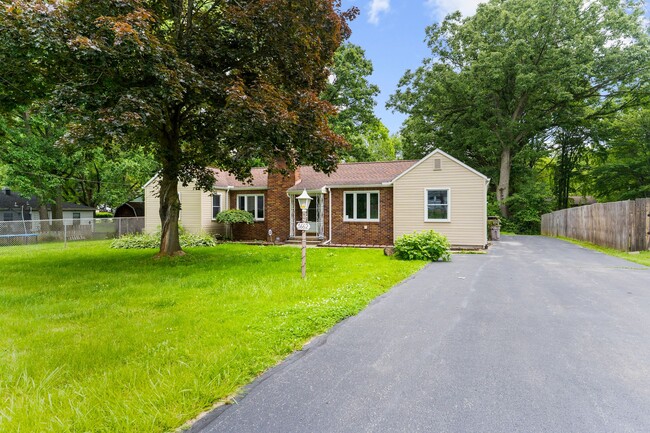Primary Photo - 3663 Monaca Ave