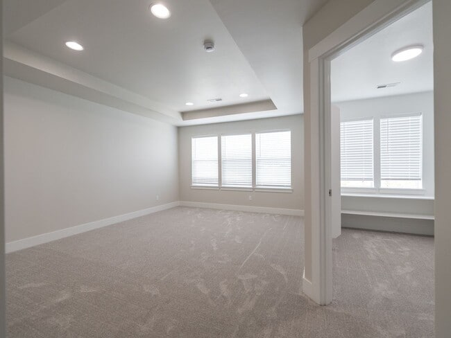 Building Photo - 9389 SW Eunice Ln