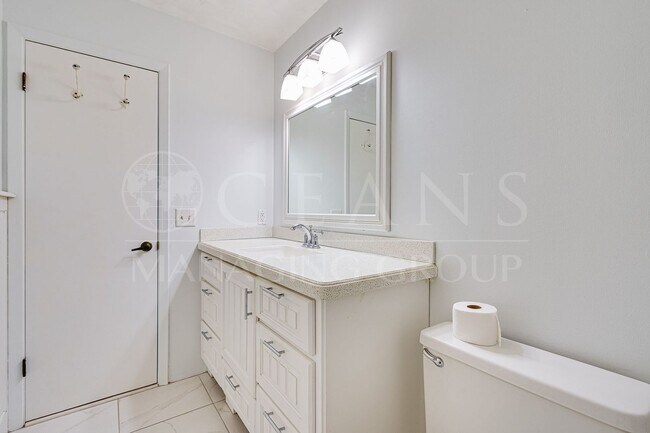 Building Photo - Beautifully upgraded two-story rental home...