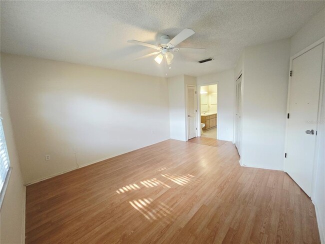 Building Photo - 6425 Drexel Dr