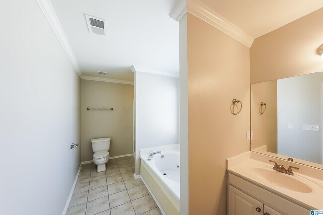 Building Photo - 6127 Hidden Brook Dr