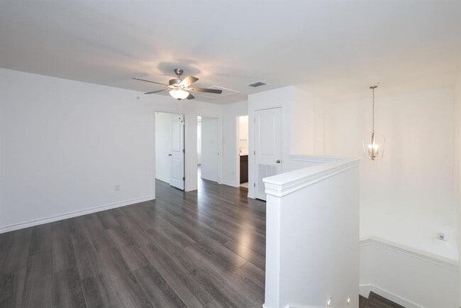 Building Photo - 9914 Kaspar Dr