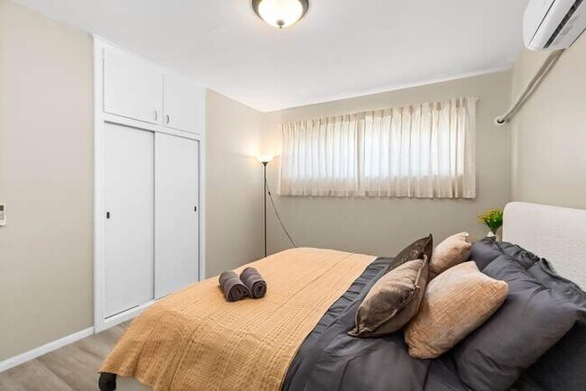 Building Photo - Cozy 2BR Home with Bright Interior & Relaxing Patio