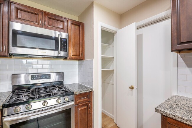 Building Photo - 1262 Rock Canyon Dr