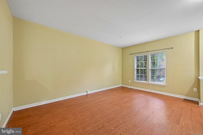 Building Photo - 1724 Emory St