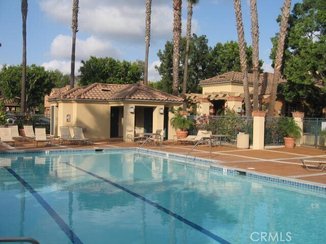 Building Photo - 2800 Keller Dr