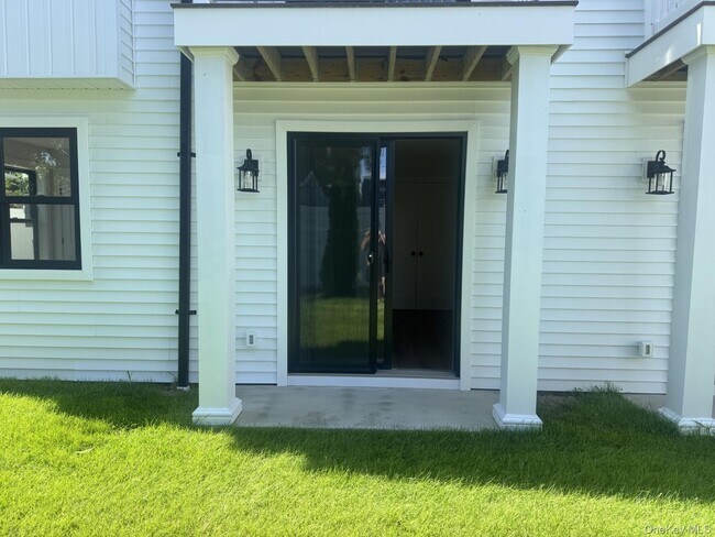Building Photo - 161 Union Ave