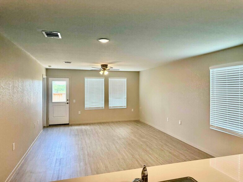 Building Photo - 13223 Faxon Pass