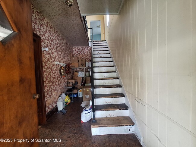 Building Photo - 234 E Drinker St