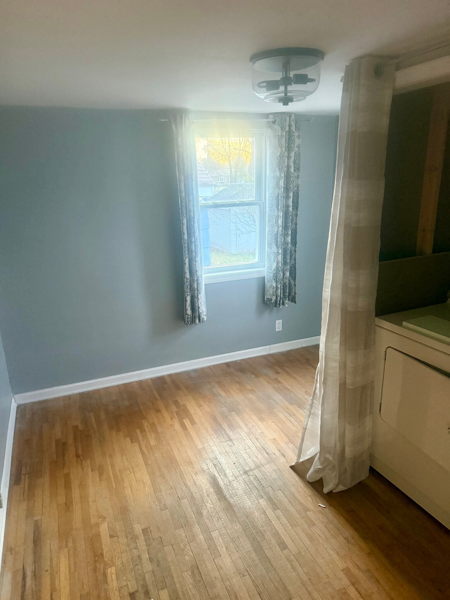 Building Photo - 1240 Northern Ave