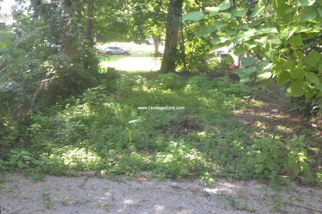 Building Photo - Single Family 2 Bedroom House in Lockland