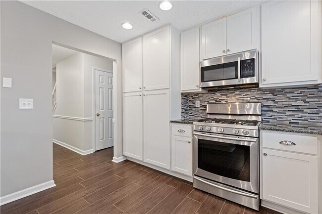 Building Photo - 3857 Peachtree Corners Cir