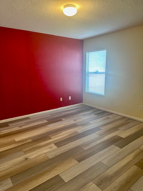 Building Photo - 287 Capiso Ct