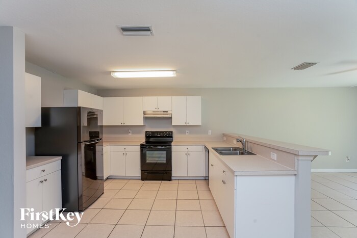 Building Photo - 9192 Hillburn Terrace