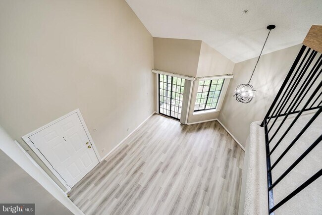 Building Photo - 7005 Birkenhead Pl