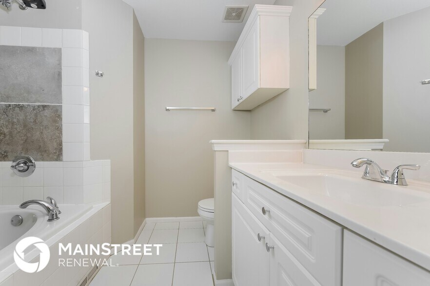 Building Photo - 3407 NW 85th Ct