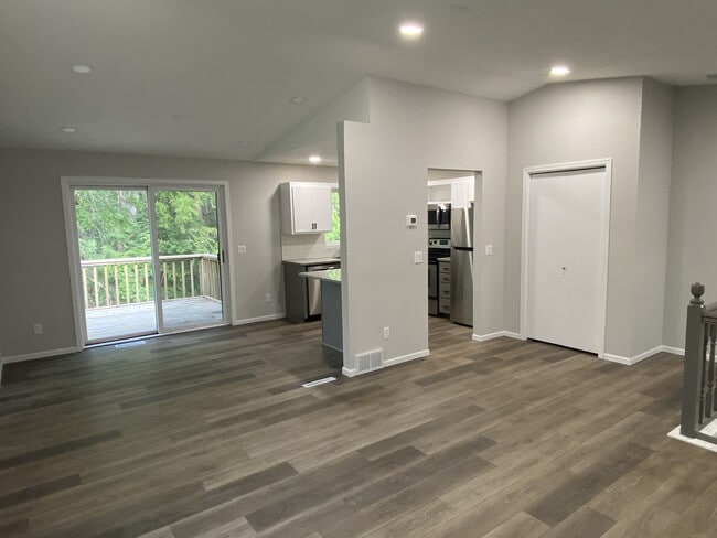 Building Photo - 8553 Baltimore St NE