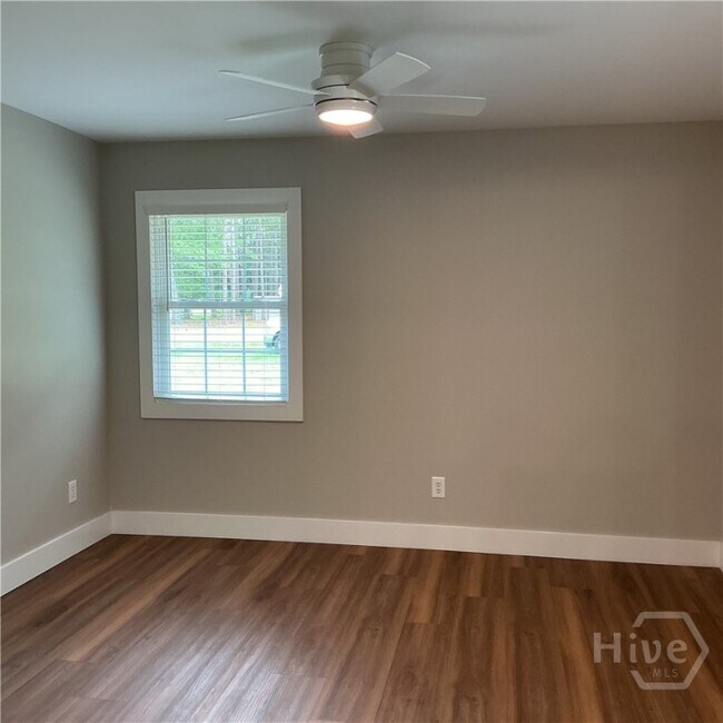 Building Photo - 5924-5921 GA-21