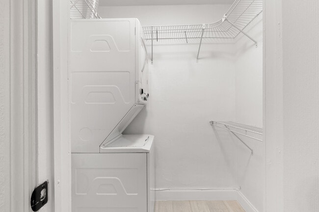 Building Photo - 1125 SW 15th Ave