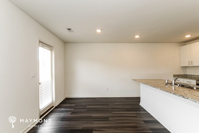 Building Photo - 5685 Timber Leaf Lp