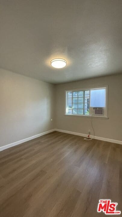 Building Photo - 4110 Ocean View Blvd