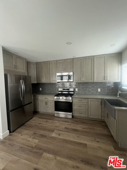 Building Photo - 3543 Homeland Dr
