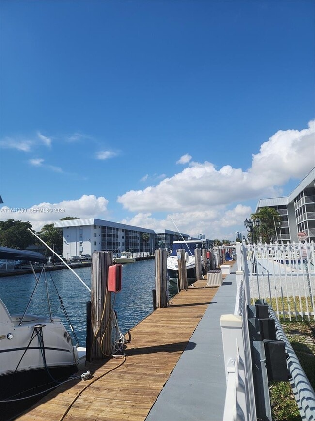 Building Photo - 3750 NE 170th St