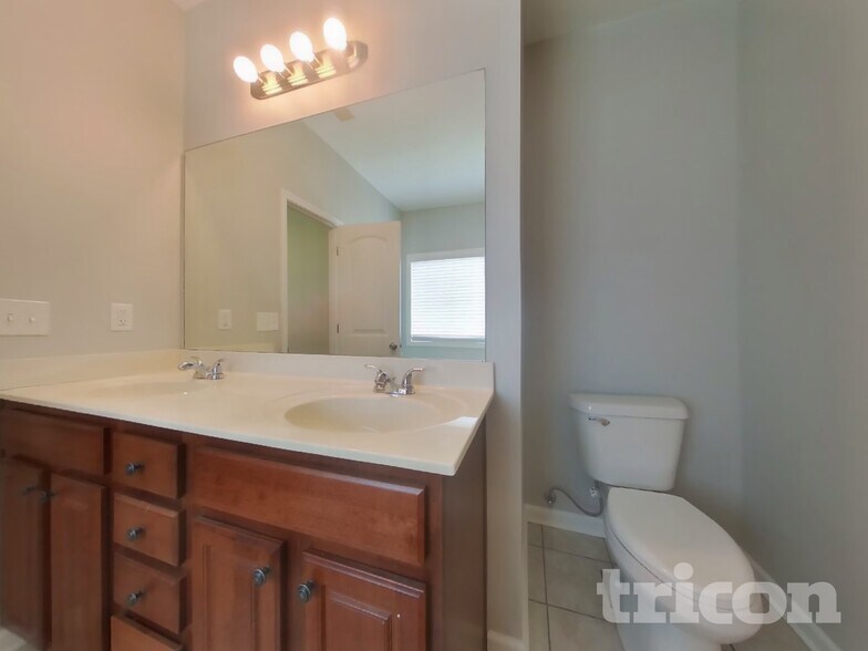 Building Photo - 56 Chimney Springs Dr SW