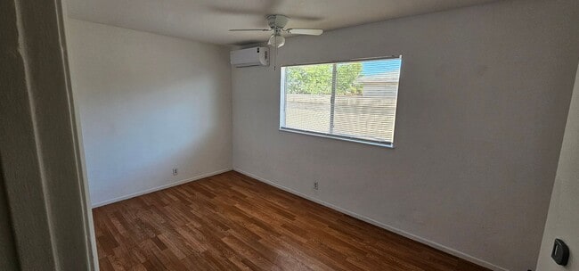Building Photo - Cozy 3-bedroom, 2-bath with NEW Mini Split A/C