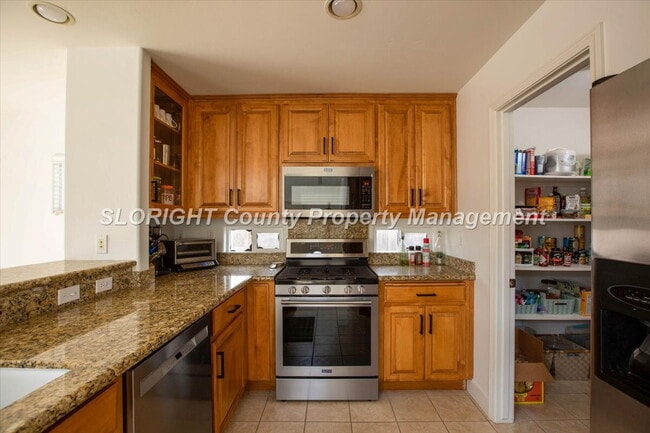 Building Photo - AVAILABLE MAY - Spacious Home in Arroyo Grande - 3 Bedroom / 2.5 Bathroom