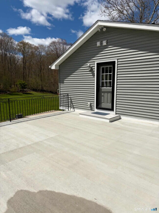 Building Photo - 382 Flanders Rd