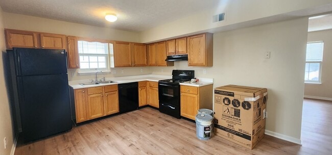 Building Photo - Fantastic 3 Bedrooms & 1.5 Bathroom, Two Story with a Garage!  Freshened Paint throughout!  Newer...