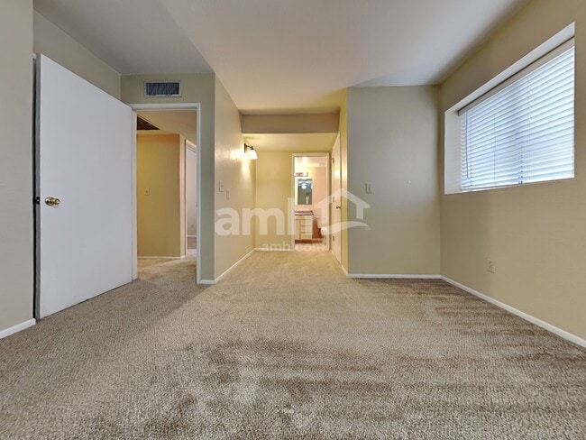 Building Photo - 3314 W Placita De La Bajada