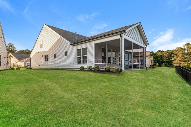 Building Photo - 1242 Flyfish Ave