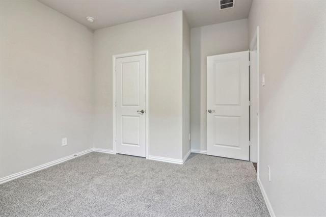 Building Photo - 711 Easthill Dr