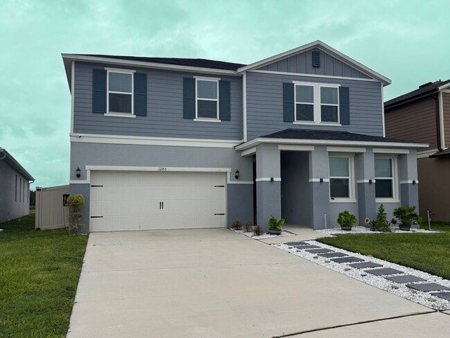 Primary Photo - Beautiful 3 bedroom/2.5 bath in NEW Winter...