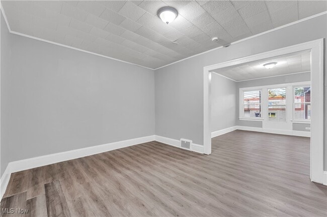 Building Photo - 4657 Warner Rd