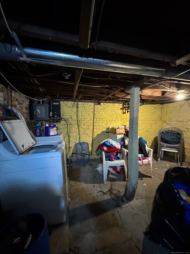 Building Photo - 54 Lombard St