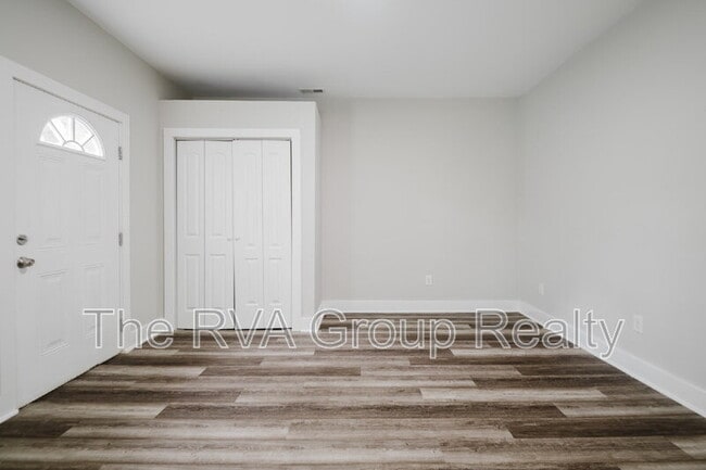 Building Photo - 218 E 34th St