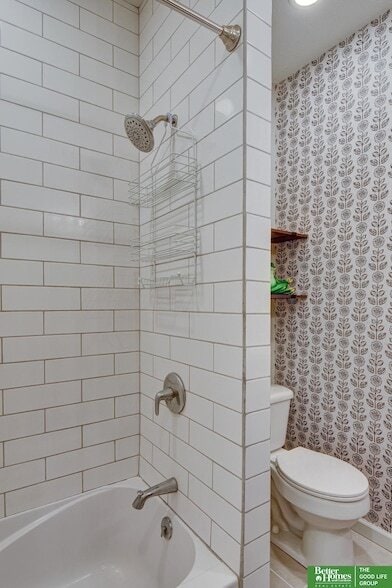 Building Photo - 6519 Parker St