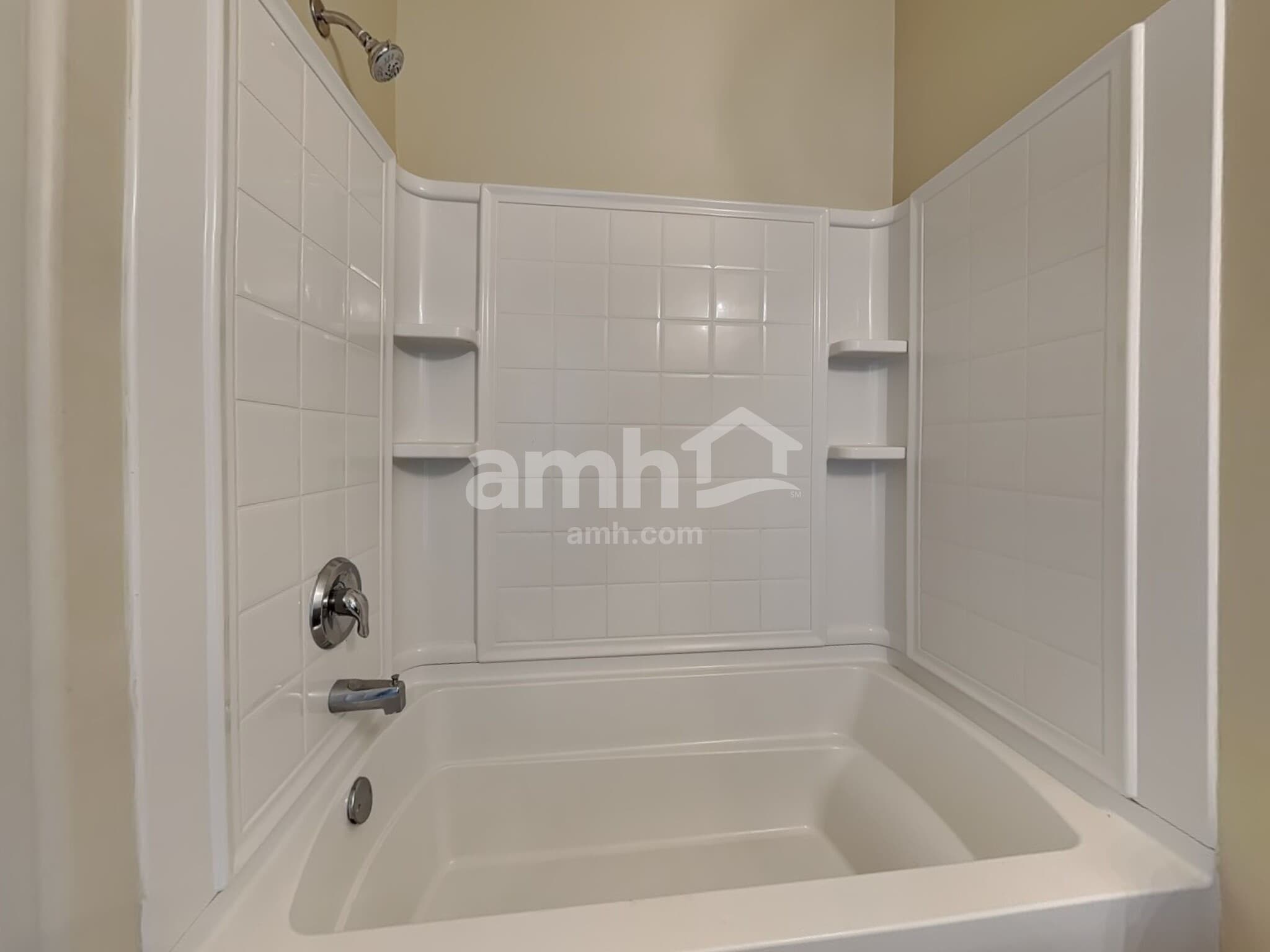 Building Photo - 24 Chapel Lk N