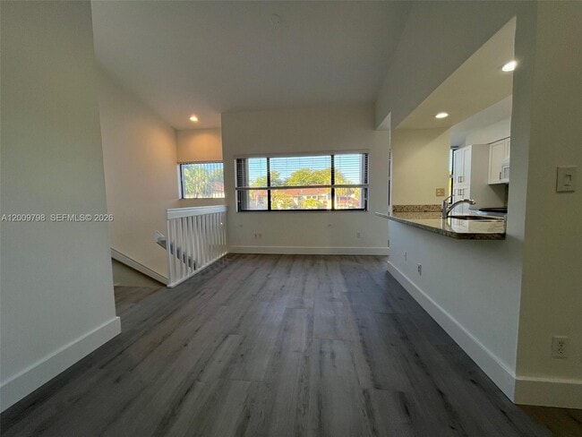 Building Photo - 9795 SW 138th Ave