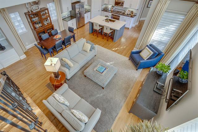 Building Photo - 528 Sandy Ln